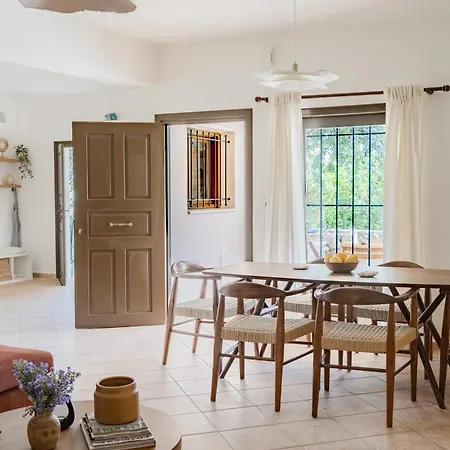 The Yard Apartment Gavalochori