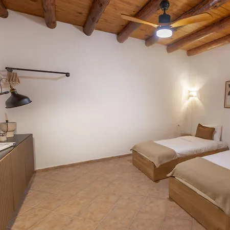 The Yard Apartment Gavalochori